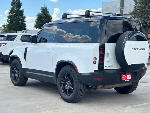 Used 2022 Land Rover Defender 90 S AWD/4WD image 7
