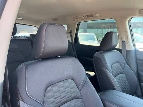New 2026 Nissan Pathfinder SV w/ Cargo Package AWD/4WD image 16