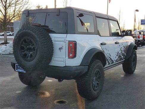 Certified 2024 Ford Bronco Badlands image 4