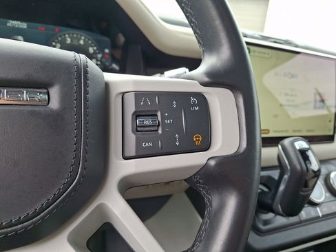 Used 2022 Land Rover Defender 110 X-Dynamic HSE AWD/4WD image 21