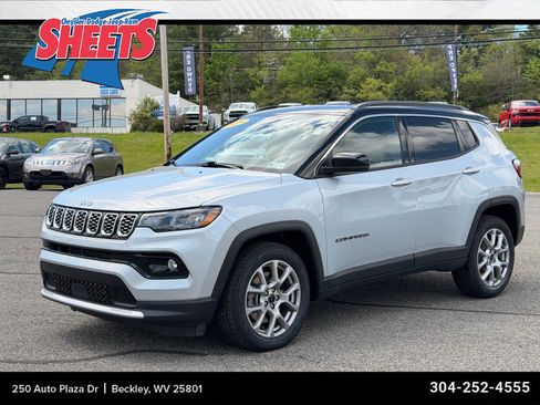 Used 2025 Jeep Compass Limited AWD/4WD image 1