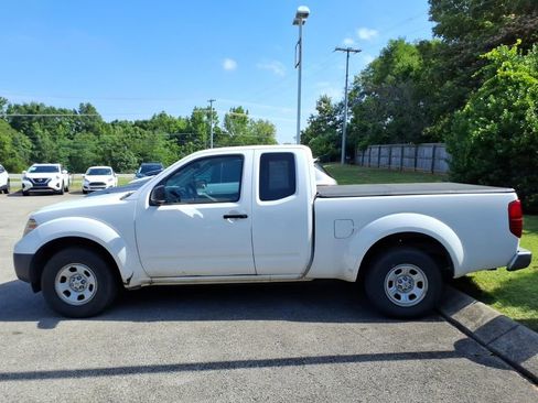 Used 2009 Nissan Frontier XE w/ XE Preferred Pkg RWD image 4