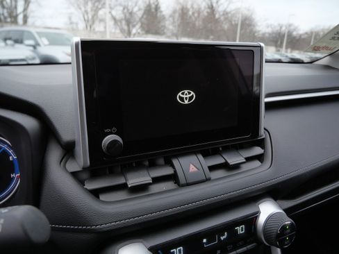 Certified 2025 Toyota RAV4 LE image 23