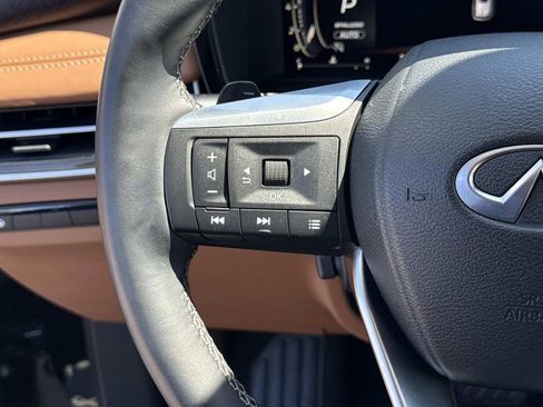Used 2023 INFINITI QX60 Sensory w/ Cargo Package AWD/4WD image 10