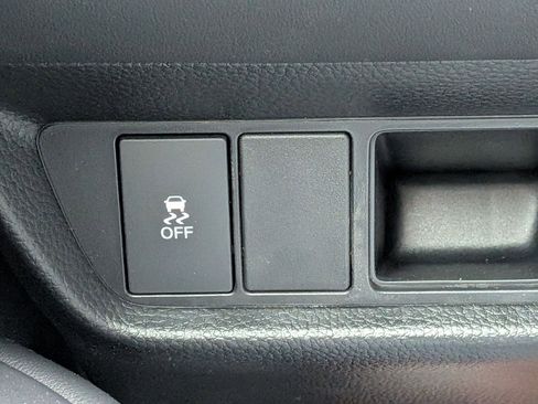 New 2026 Honda HR-V LX image 17