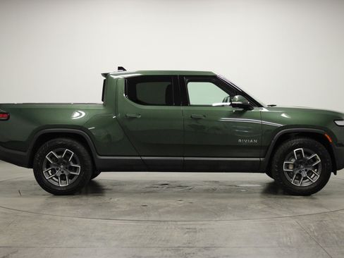 Used 2023 Rivian R1T Adventure image 9