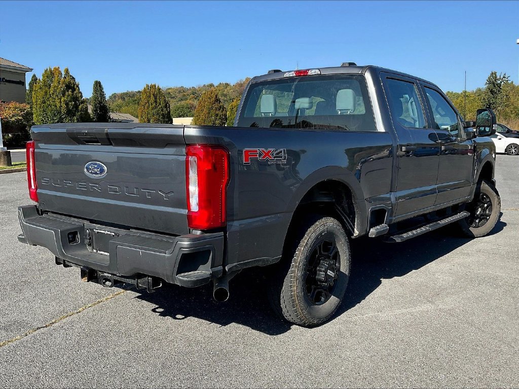 Used 2026 Ford F250 XL w/ STX Appearance Package AWD/4WD image 4