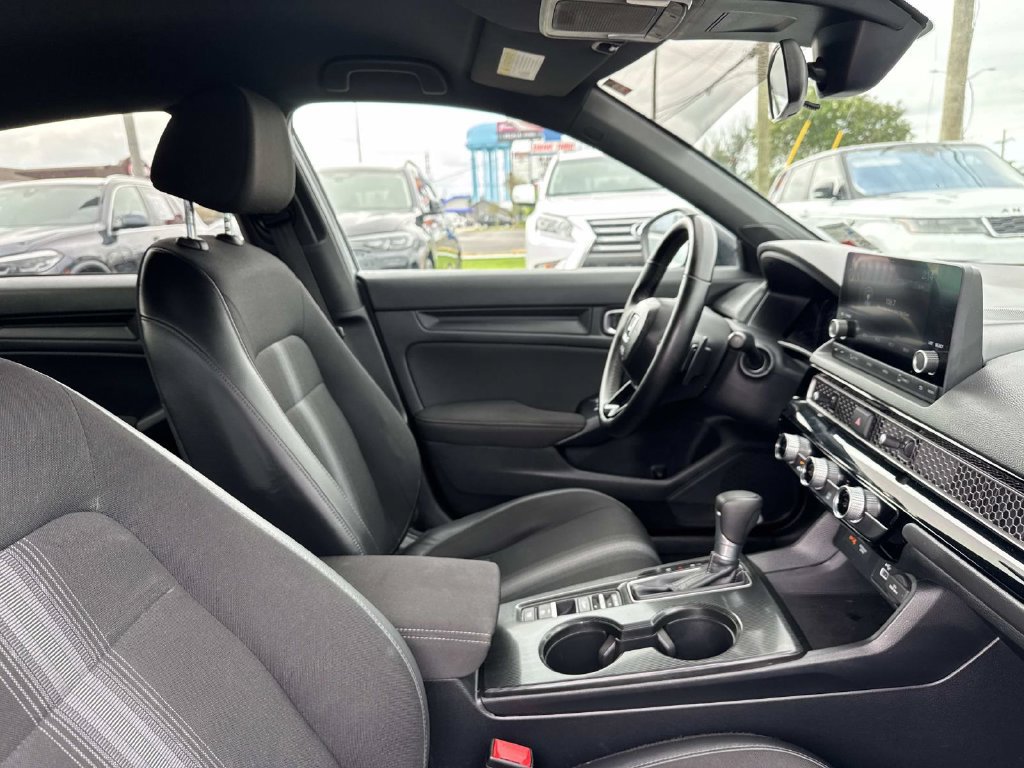 Used 2024 Honda Civic Sport image 12