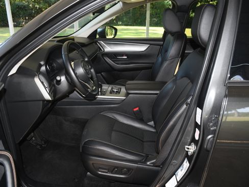 Used 2024 MAZDA CX-90 3.3 Turbo w/ Preferred Plus image 8