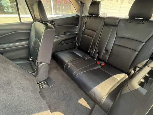 Used 2019 Honda Pilot EX-L image 11
