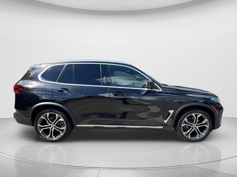 Used 2026 BMW X5 xDrive40i AWD/4WD image 3