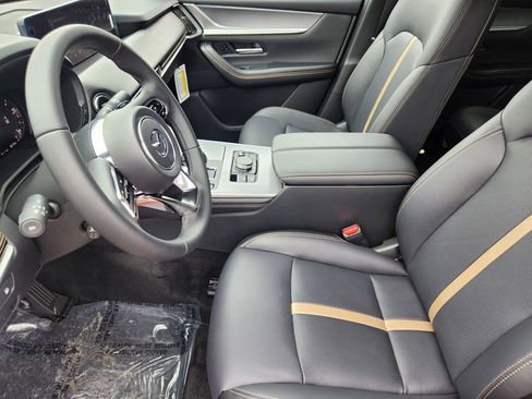 New 2026 MAZDA CX-90 Plug-In Hybrid w/ Premium Plus image 4