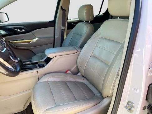 Used 2017 GMC Acadia Denali w/ Technology Package AWD/4WD image 22