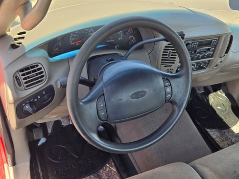 Used 2000 Ford F150 XLT AWD/4WD image 26