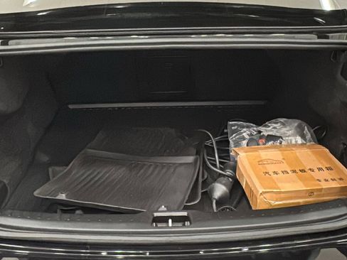 Used 2023 Volvo S60 T8 Plus w/ Climate Package image 30