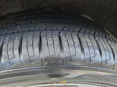 Used 2023 Subaru Forester Limited image 6