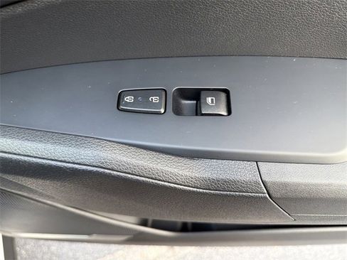 Certified 2025 Kia Sportage LX image 27