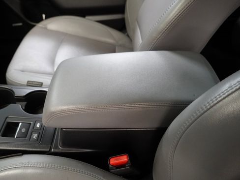 Used 2019 Subaru Outback 2.5i Limited w/ Popular Package #2 image 24