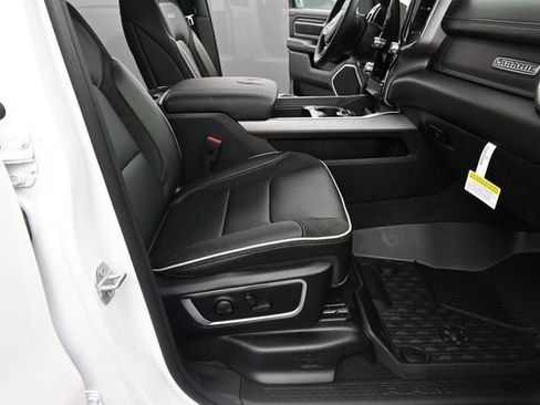 New 2026 RAM 1500 Laramie AWD/4WD image 22
