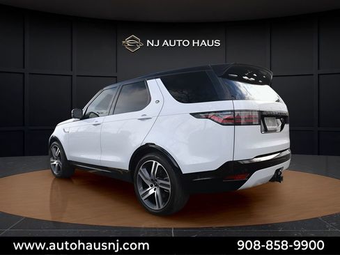 Used 2023 Land Rover Discovery S R-Dynamic AWD/4WD image 6