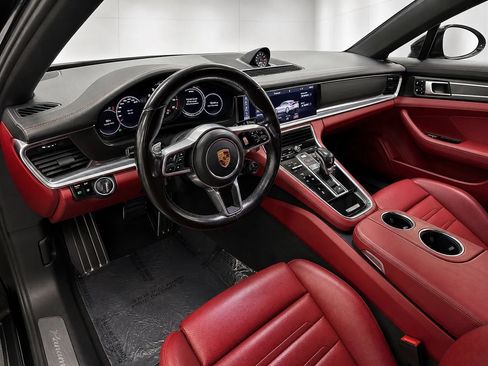 Used 2020 Porsche Panamera GTS w/ Premium Package Plus AWD/4WD image 9
