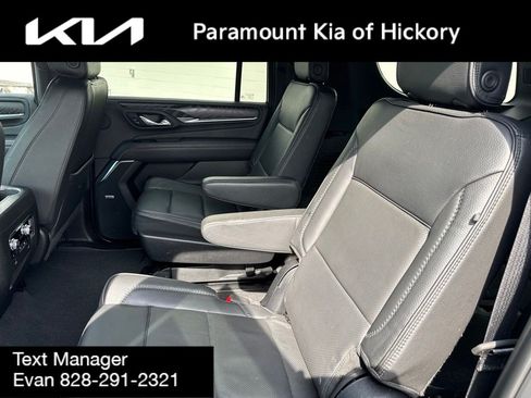 Used 2023 GMC Yukon XL Denali w/ LPO, Floor Liner Package AWD/4WD image 17