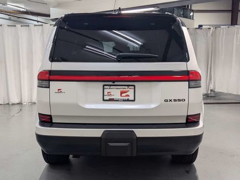 Used 2024 Lexus GX 550 w/ Accessory Package (Z1) AWD/4WD image 28