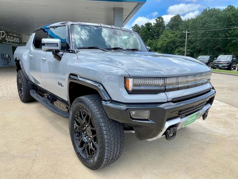 New 2025 GMC Hummer EV 3X w/ LPO, Dark Essentials Package image 1