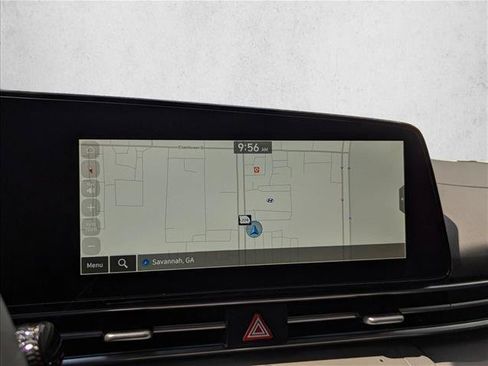 Used 2025 Hyundai Elantra SEL FWD image 13
