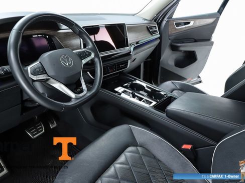 Used 2024 Volkswagen Atlas SEL Premium R-Line AWD/4WD image 19