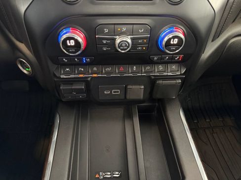 Used 2019 GMC Sierra 1500 Denali w/ Denali Ultimate Package AWD/4WD image 25