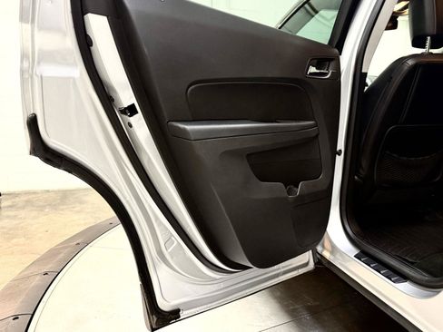 Used 2014 Chevrolet Equinox LTZ AWD/4WD image 15