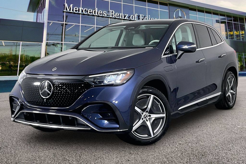 Certified 2023 Mercedes-Benz EQE 500 4MATIC SUV image 9