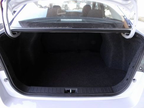 Used 2025 Nissan Versa SV w/ Trunk Package image 9