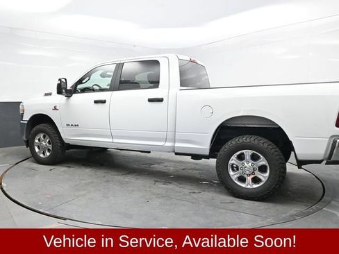 Used 2024 RAM 2500 Big Horn AWD/4WD image 4