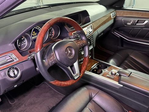 Used 2014 Mercedes-Benz E 350 E 350 Luxury 4MATIC AWD 4dr Se image 9