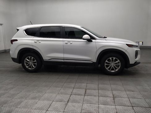 Used 2019 Hyundai Santa Fe SE AWD/4WD image 11