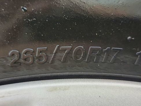 Used 2017 RAM 1500 Classic SLT AWD/4WD image 29