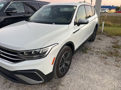 Used 2024 Volkswagen Tiguan SE