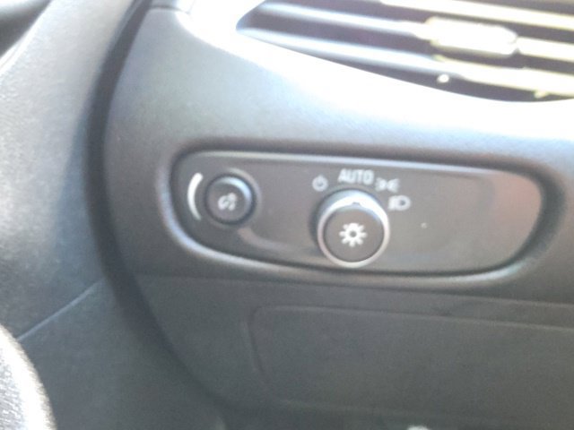 Used 2023 Chevrolet Malibu LT FWD image 16