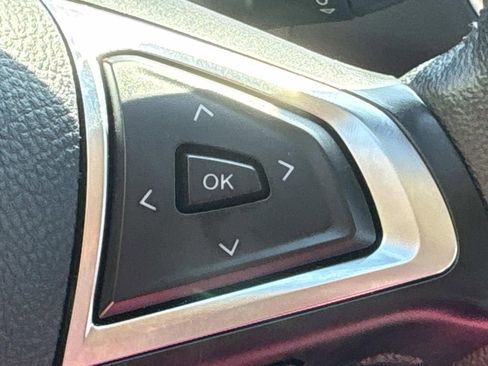 Used 2024 Ford Edge Titanium image 26