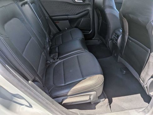 Used 2020 Ford Escape Titanium AWD/4WD image 18