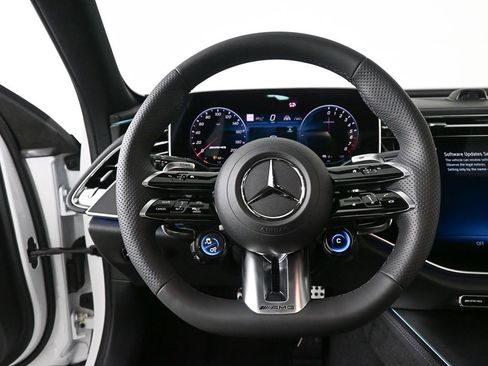 New 2026 Mercedes-Benz E 53 AMG e 4MATIC Sedan image 2