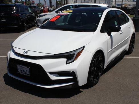 Certified 2025 Toyota Corolla FX w/ Convenience Package FWD image 4