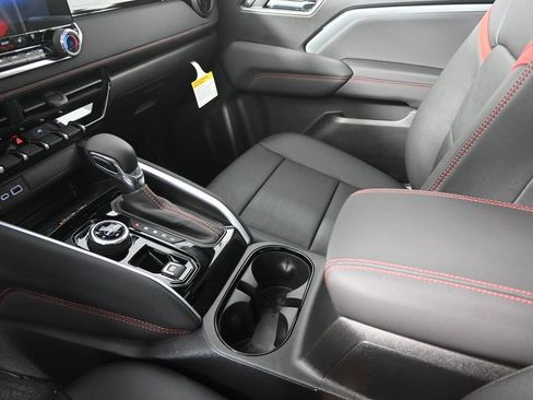 New 2026 Chevrolet Colorado Z71 w/ Technology Package AWD/4WD image 34