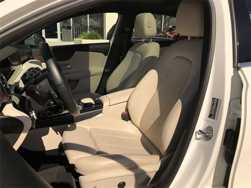 Used 2019 Mercedes-Benz A 220 image 3