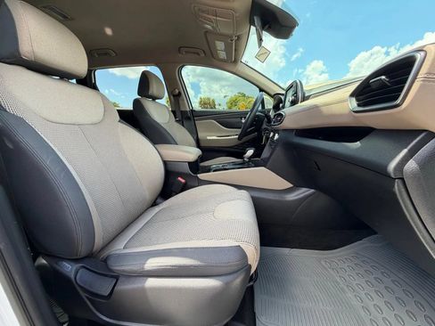 Used 2019 Hyundai Santa Fe SE AWD/4WD image 19