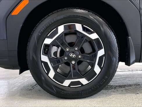 Used 2025 Hyundai Santa Fe SEL FWD image 7