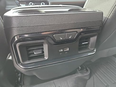 Used 2023 GMC Sierra 1500 AT4 w/ AT4 Preferred Package image 16