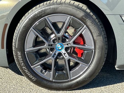 Used 2023 BMW i4 eDrive35 w/ Premium Package image 32